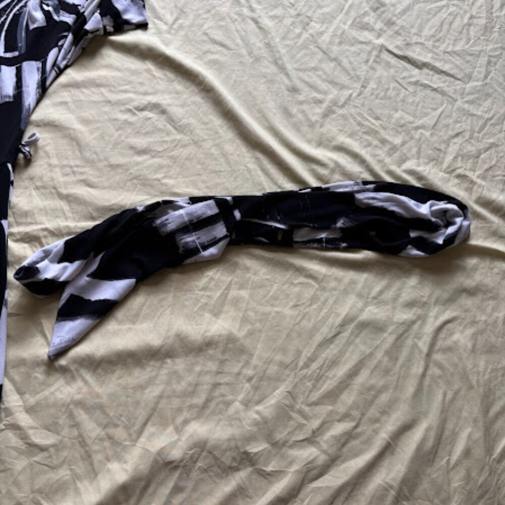 Solid | Abstract Brushstroke Belted Romper | Blac… - image 3